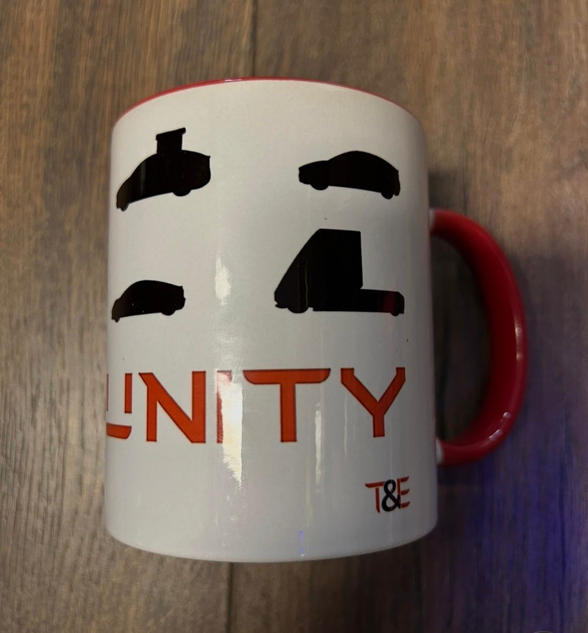 Tasse mit Aufschrift: COMMUNITY